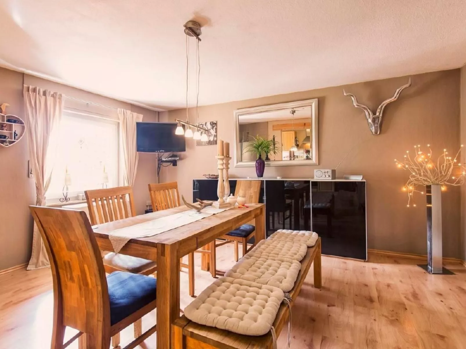Große Wohnung in Mensfelden mit Großem Balkon - Inside