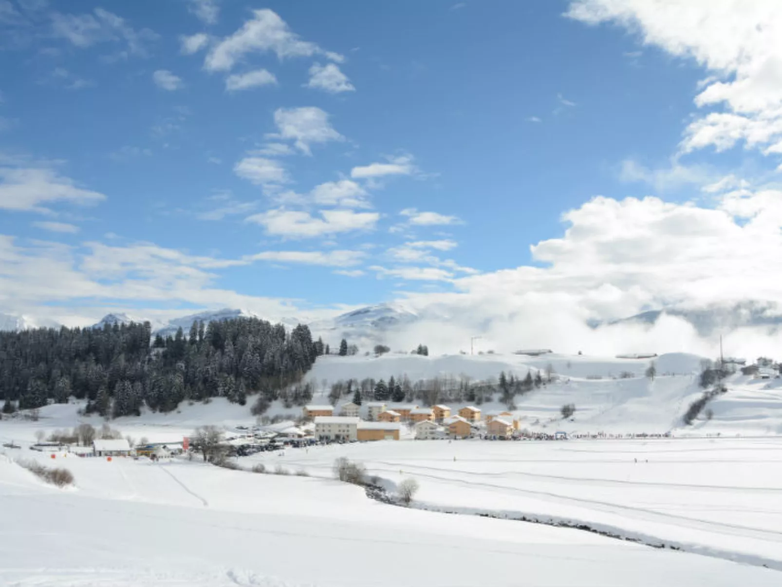 Pradas Resort Brigels, (Breil/Brigels). - Draußen