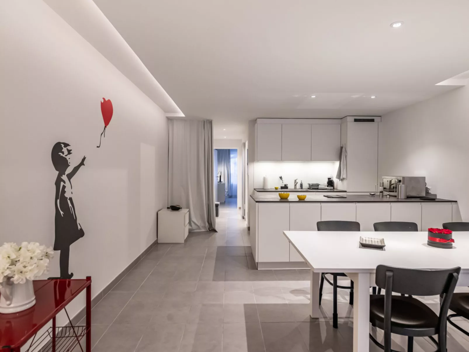 Rancho 121, (Laax Uletsch). 2.5 Zimmerwohnung, 70m², Dusche, sep. WC, für 3 Per - Dedans