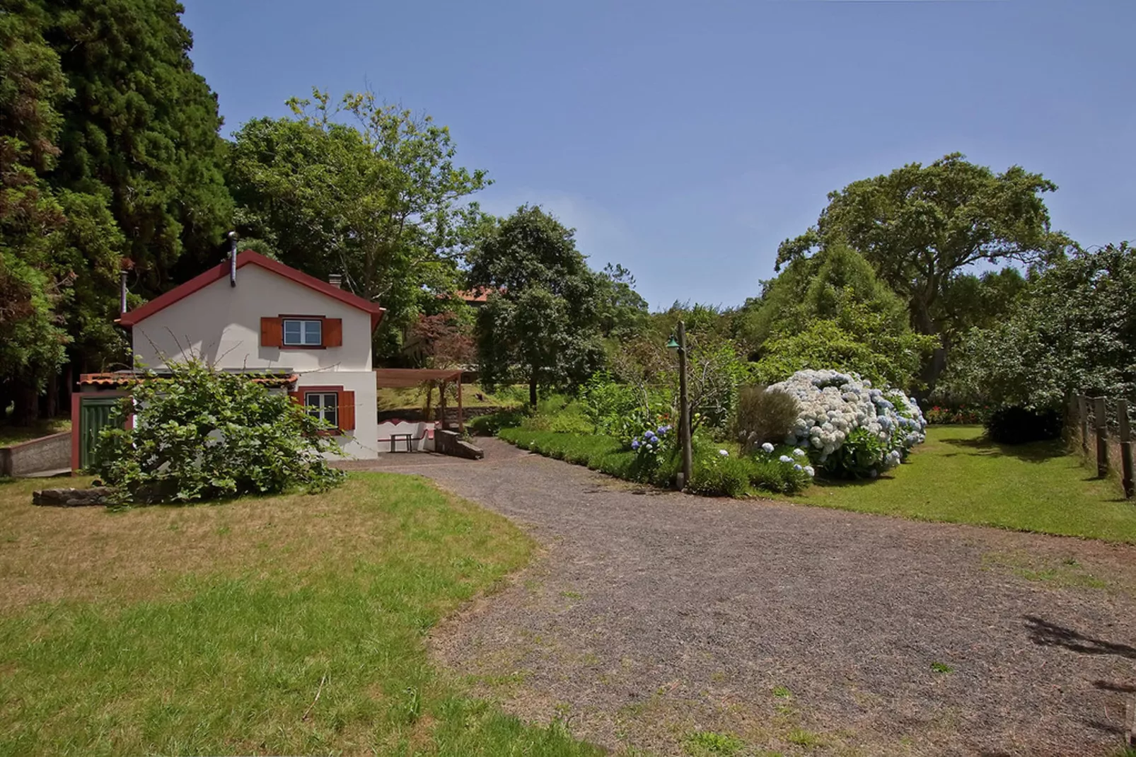 Quinta das Colmeias Cottage-Exterior summer