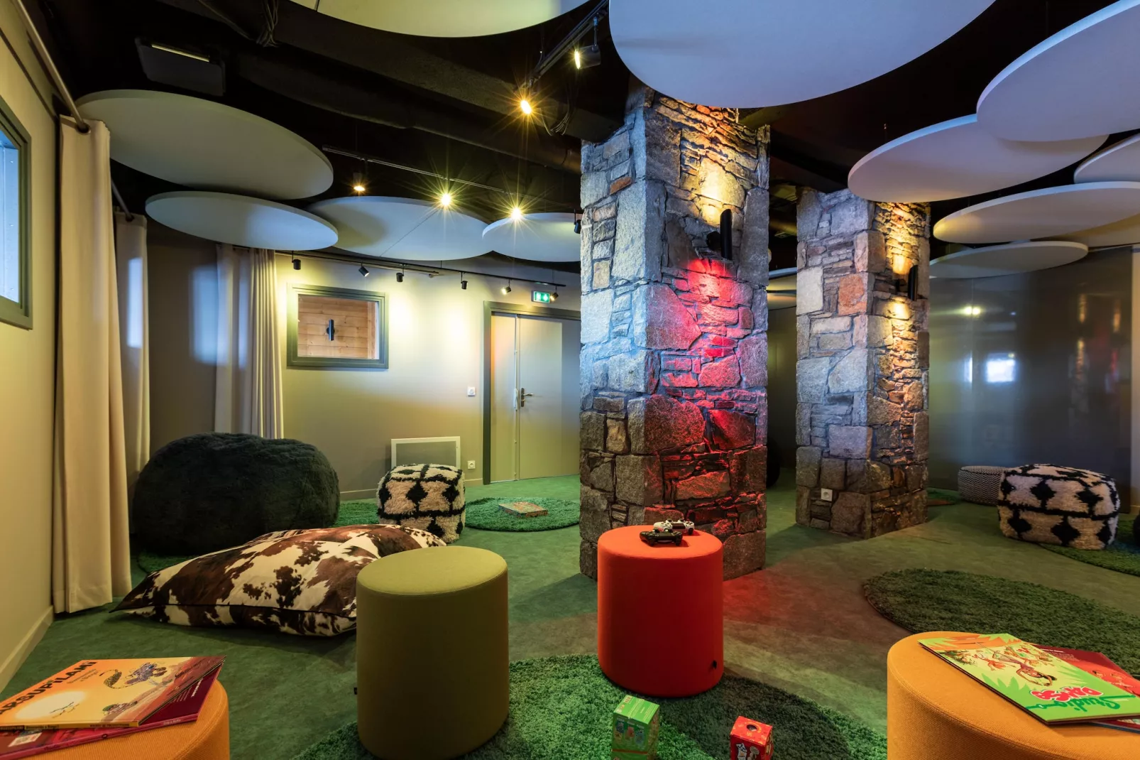 Village Club MMV Plagne 2000  Room for 6 people - Park facilities