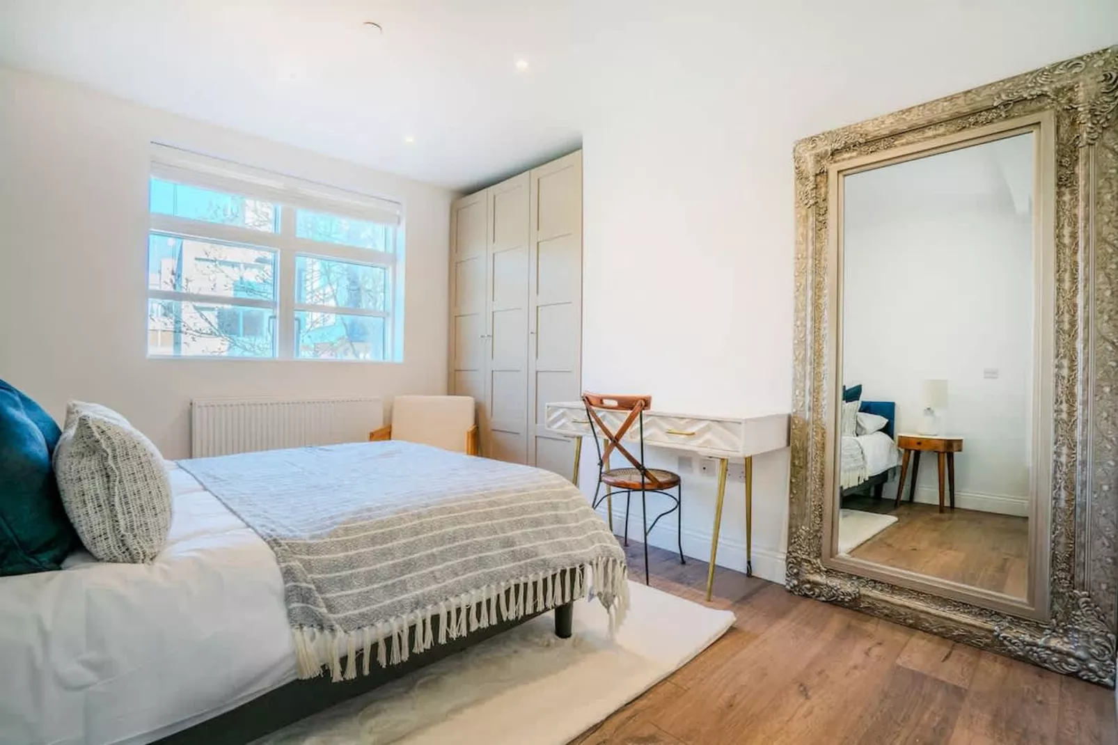 1A Tower Villas - Schlafzimmer