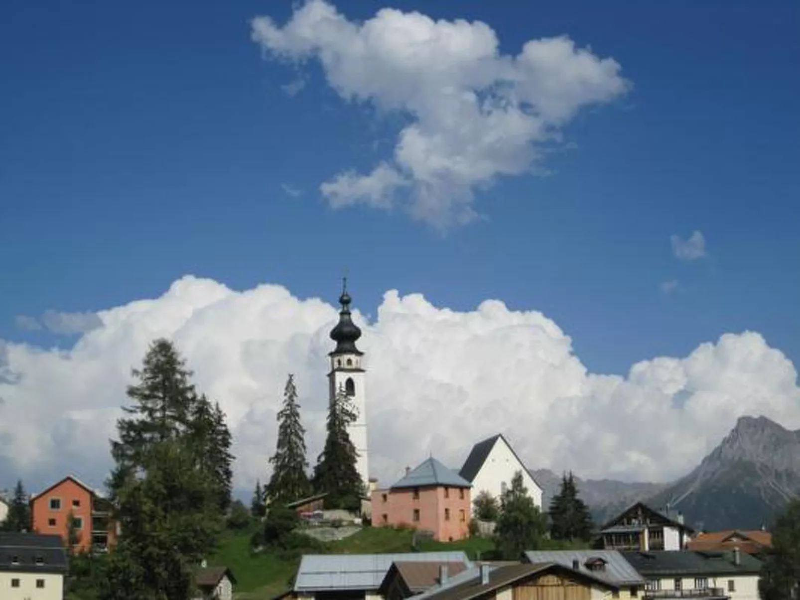 Chasa Cumulus/HP Ferienwohnung Sainas 139 A, (Ftan). - Outside