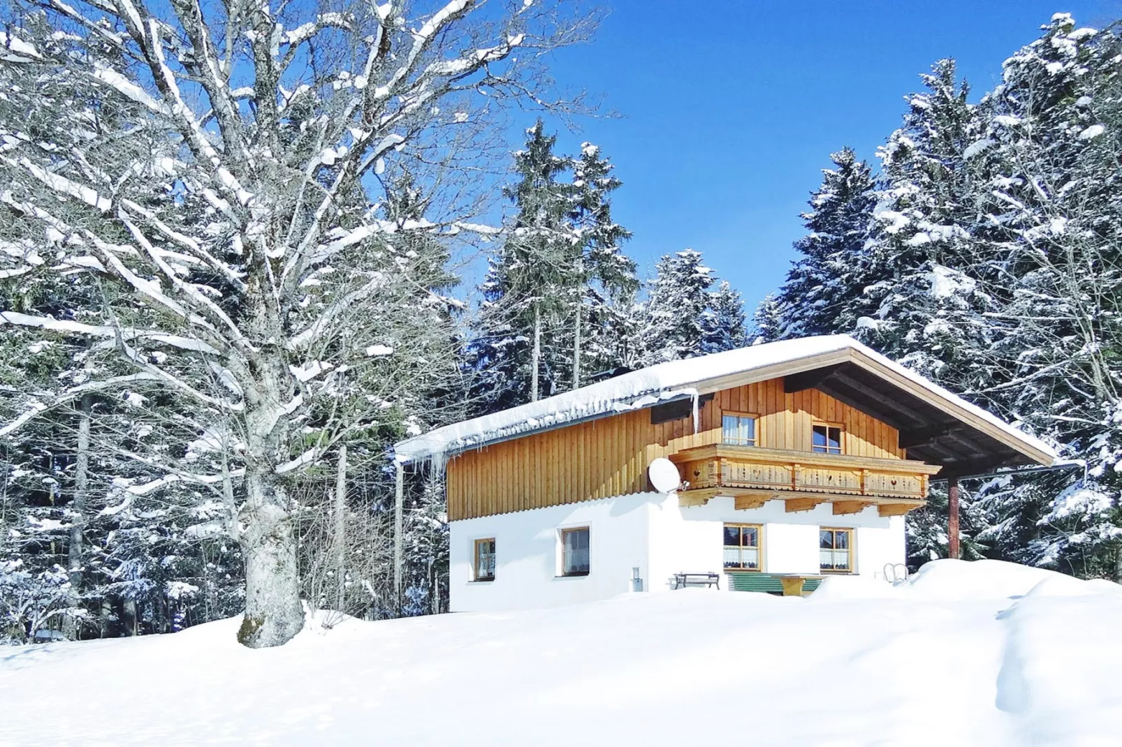 Ferienhaus Kathrin - Exterior in winter