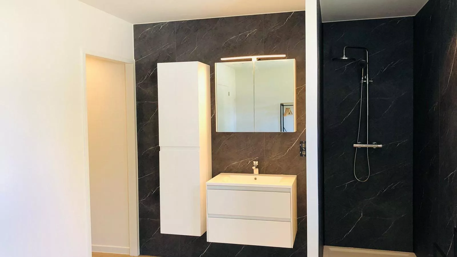 Lac Bleu 39 - Bathroom