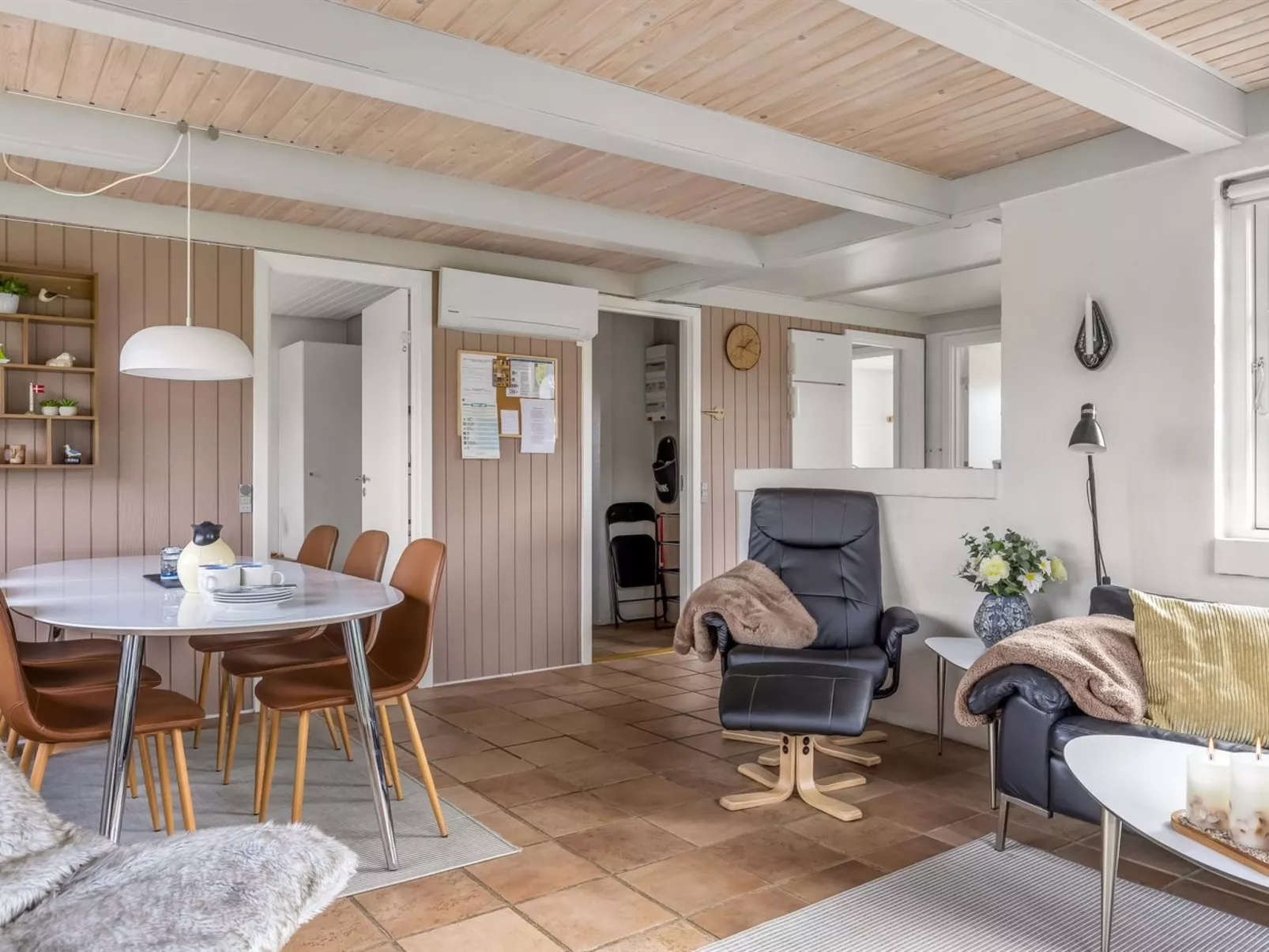 "Amaja" - 1.9km from the sea - Inside
