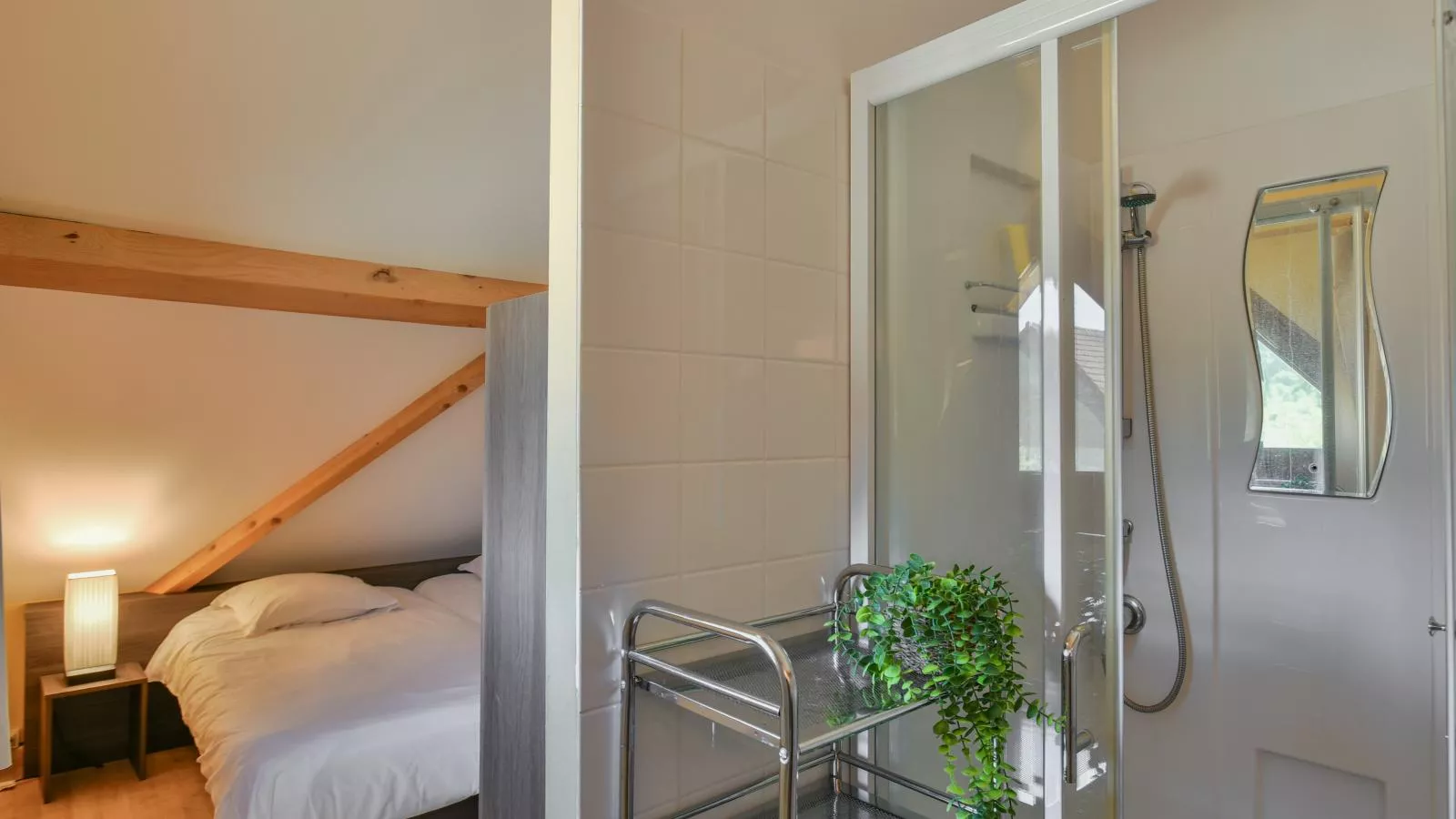 Lac Bleu nr 10 - Badezimmer