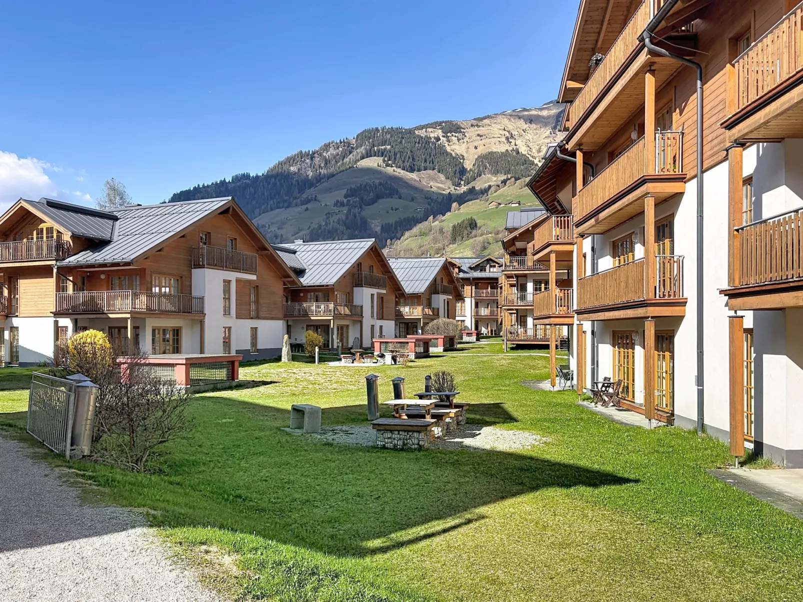 SMR Family incl. Spa, close to Gondola - Draußen