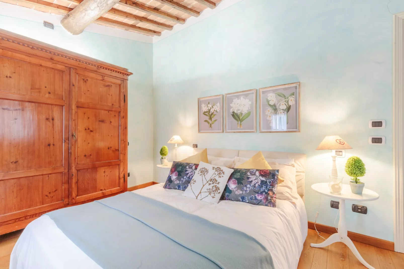 Rondini Farmhouse - Schlafzimmer