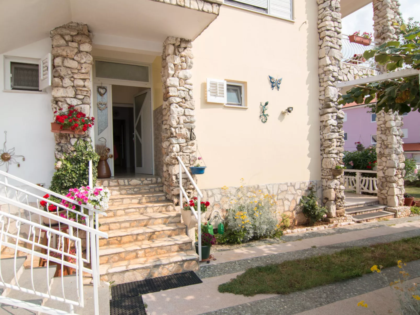 Apartment 354 - Draußen