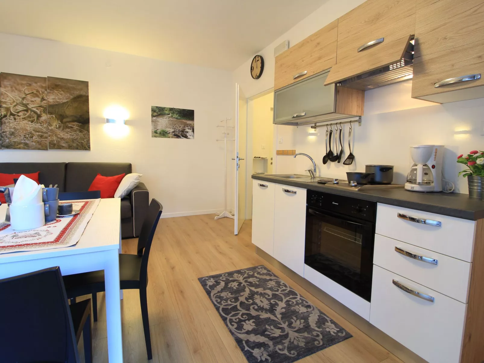 Haus Dorle.Ferienwohnung im Zentrum eines Skigebiets, wenige Geminuten von Skil - Inside