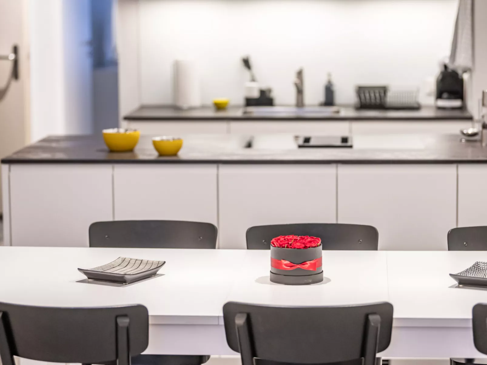 Rancho 121, (Laax Uletsch). 2.5 Zimmerwohnung, 70m², Dusche, sep. WC, für 3 Per - Dedans