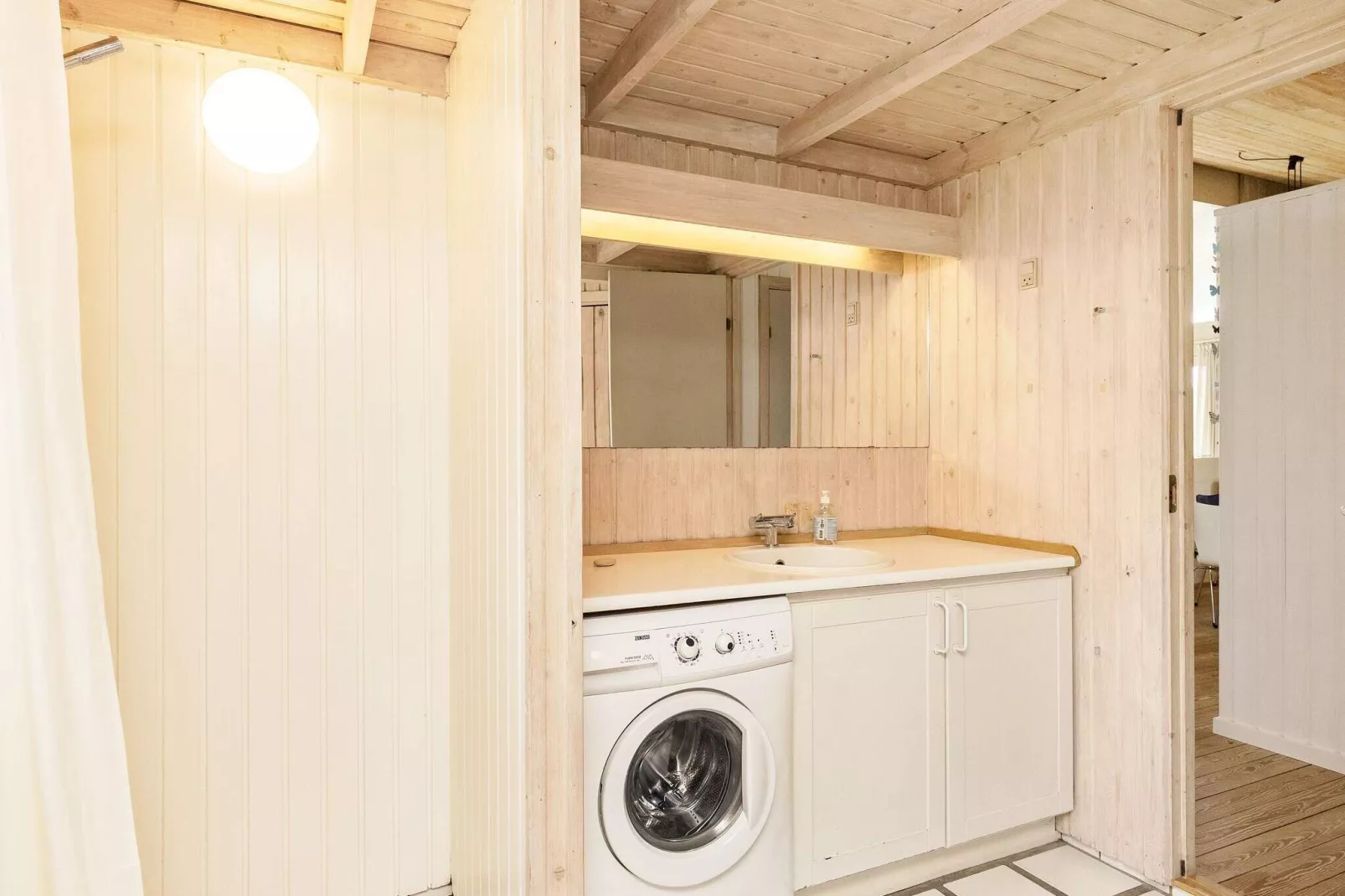 8 person holiday home in Pandrup-By Traum-Indoor