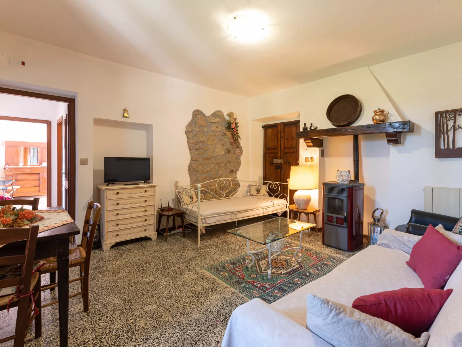 Country House-Dedans