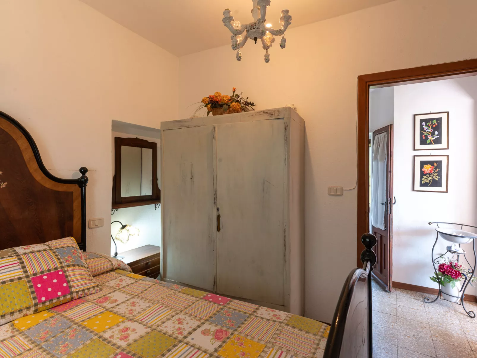 Country House-Dedans