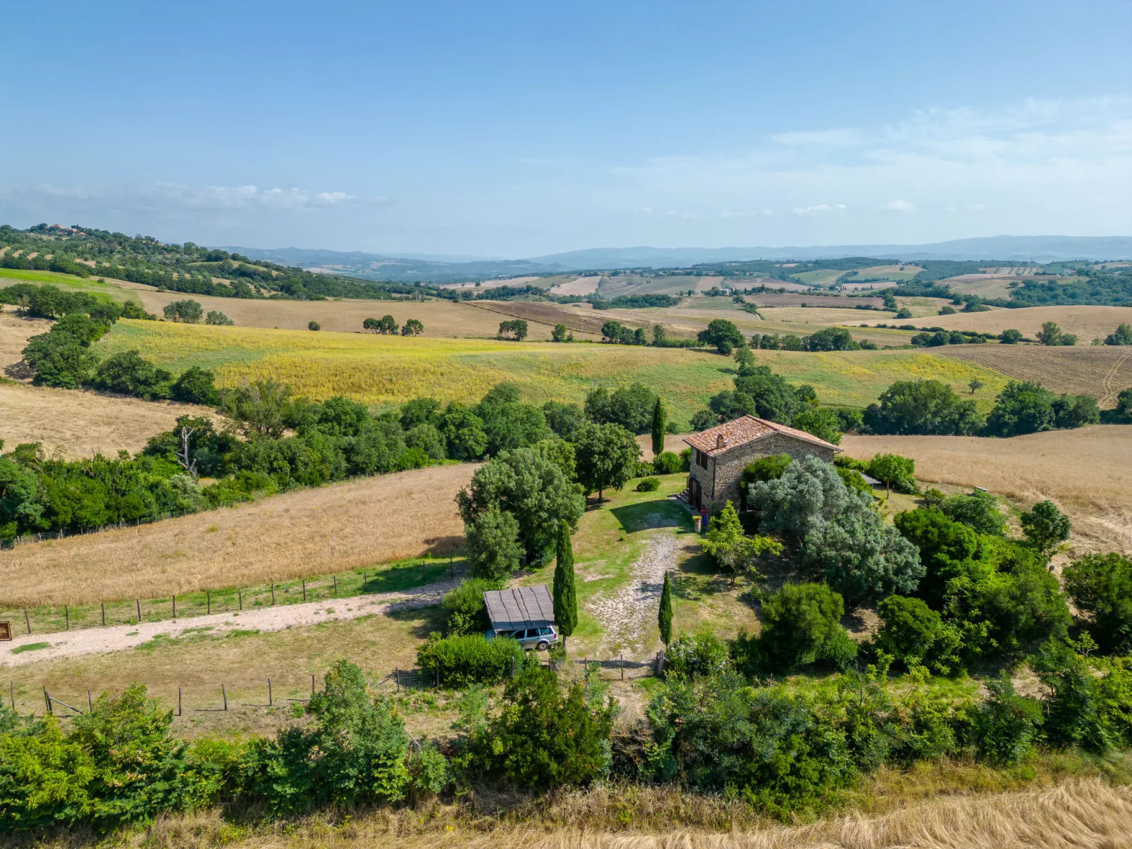 Le Calle-Dehors