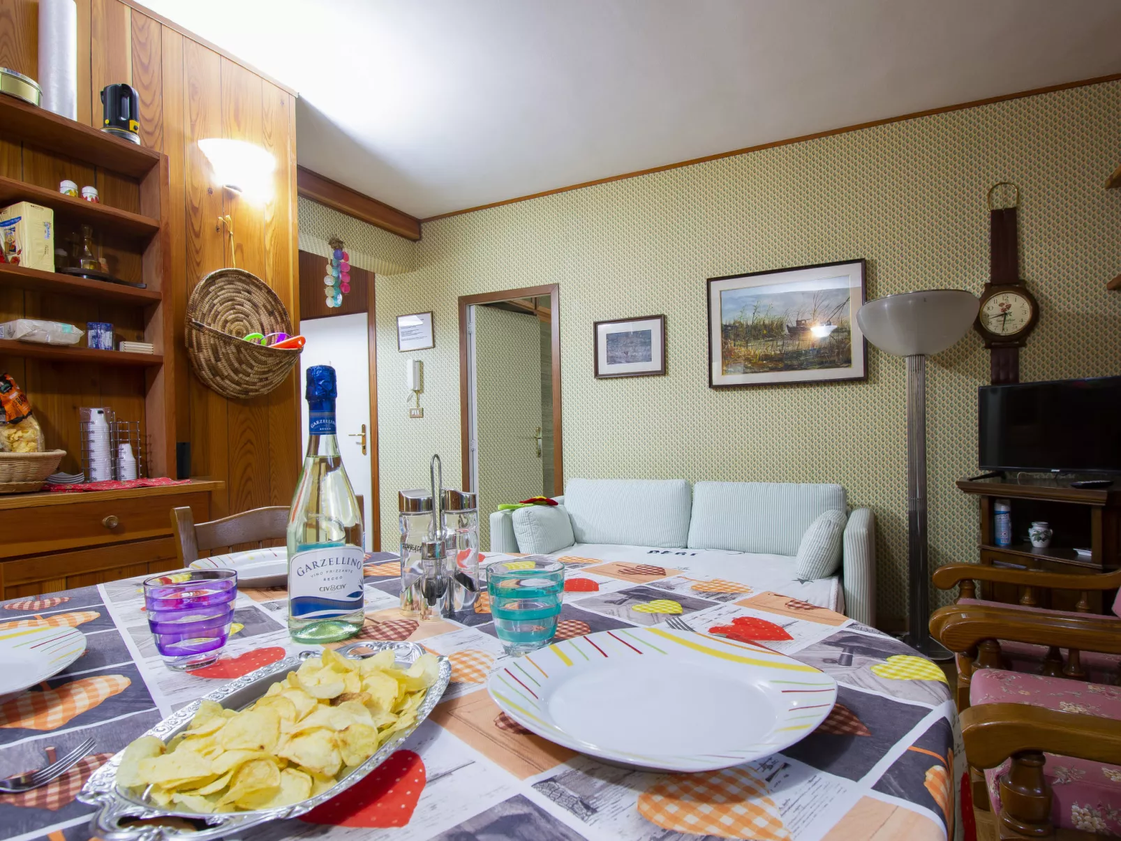Le Motte-Inside