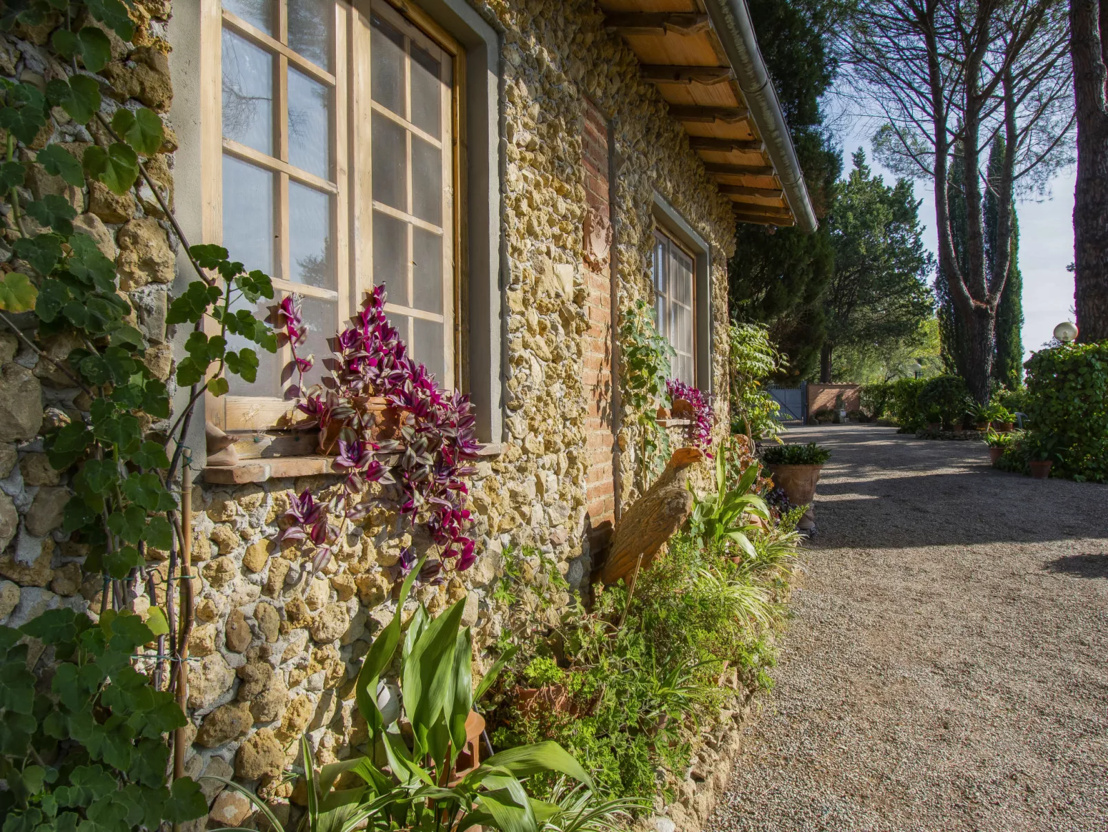 Il Crocino II-Outside