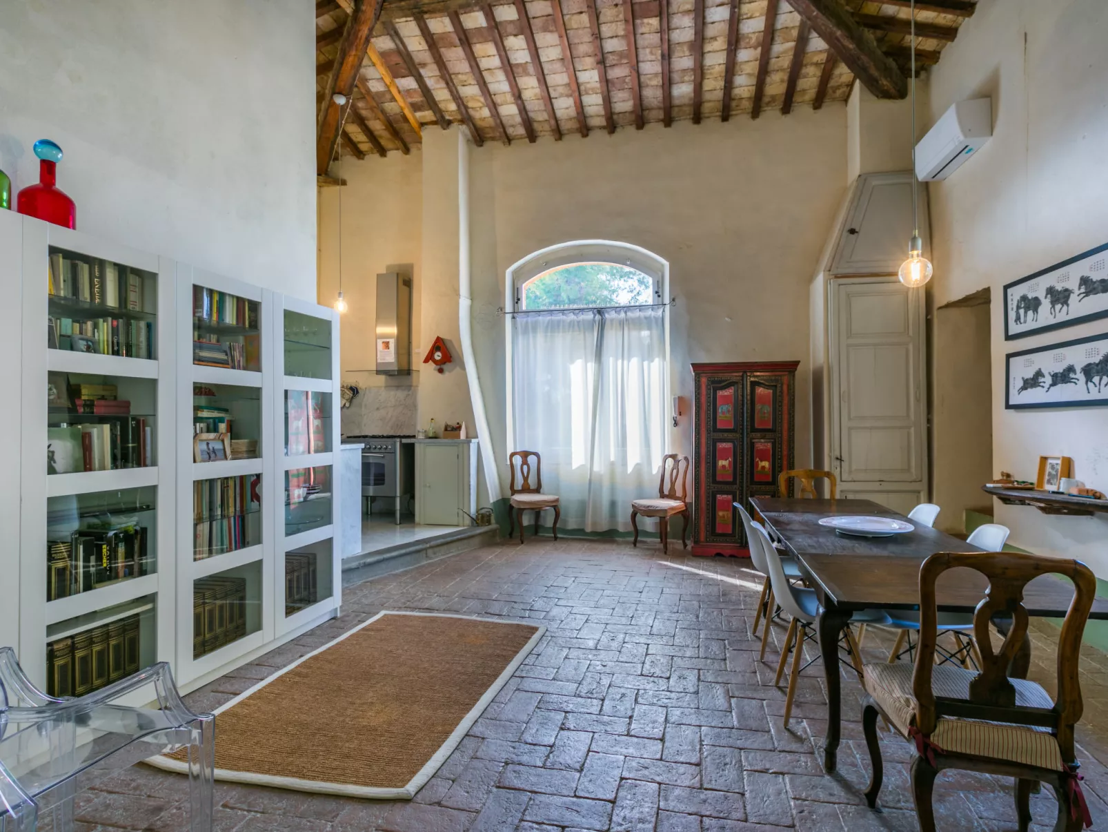 Casa dei Granai-Inside