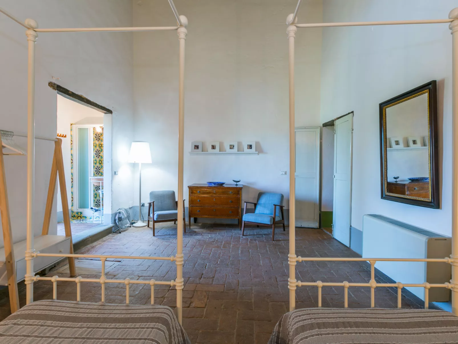 Casa dei Granai-Inside