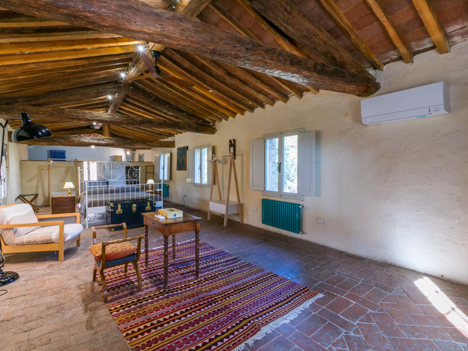 Casa dei Granai-Inside