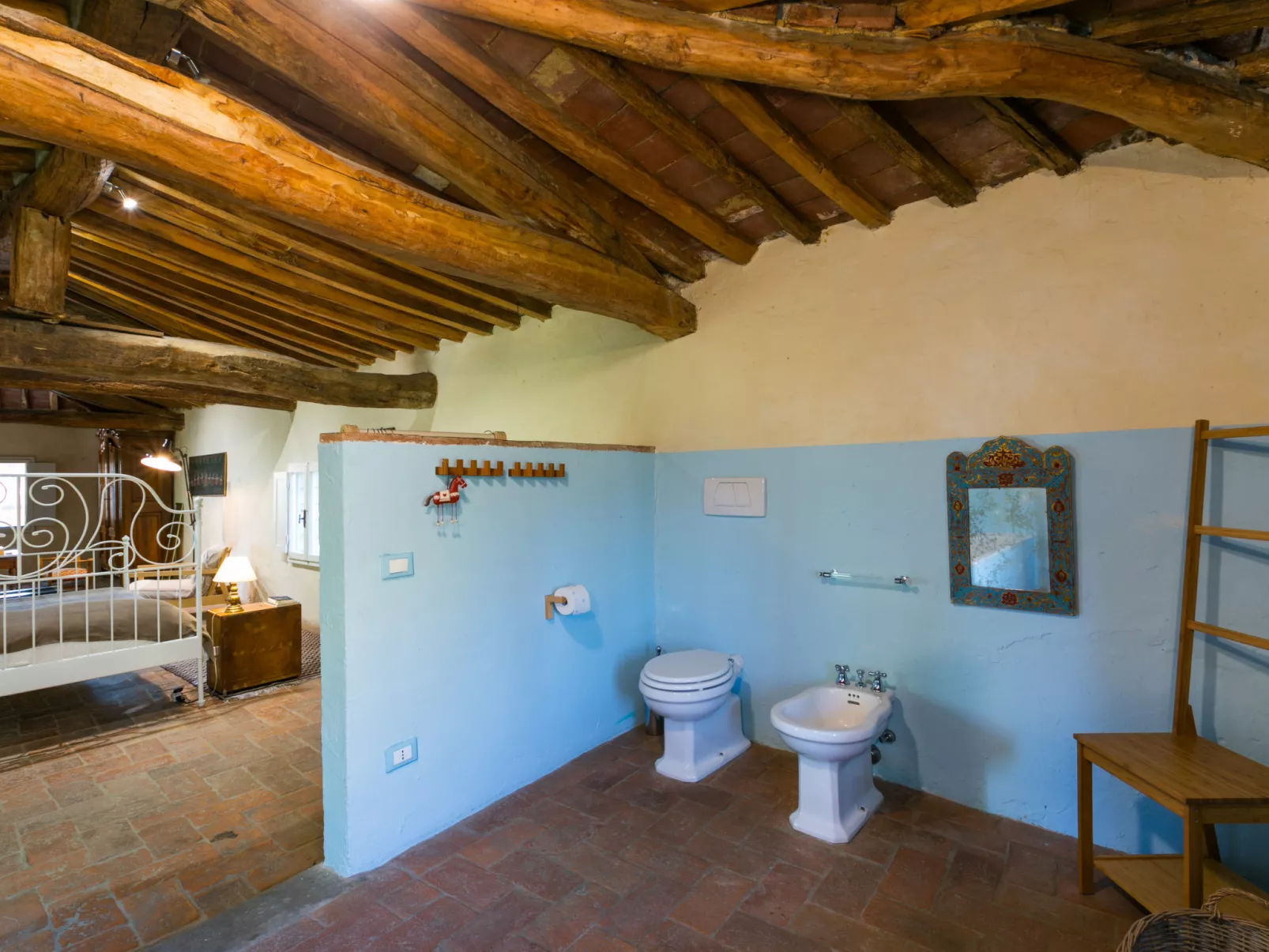 Casa dei Granai-Inside