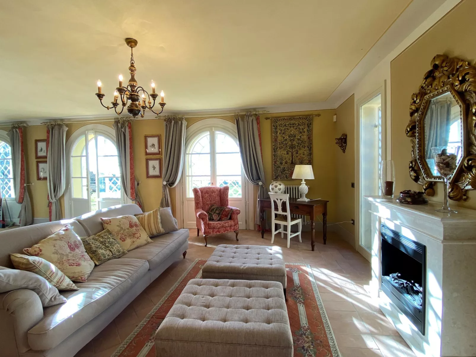Poggio al Pruno-Inside