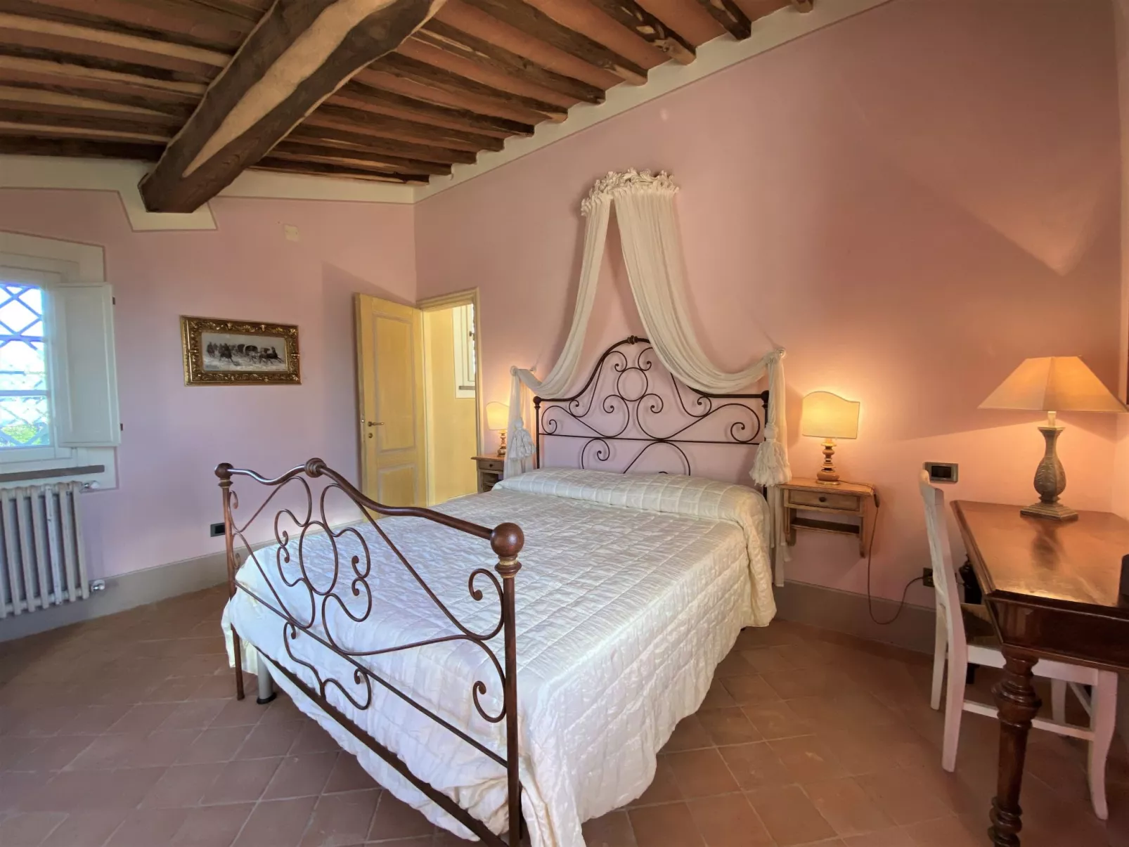 Poggio al Pruno-Inside