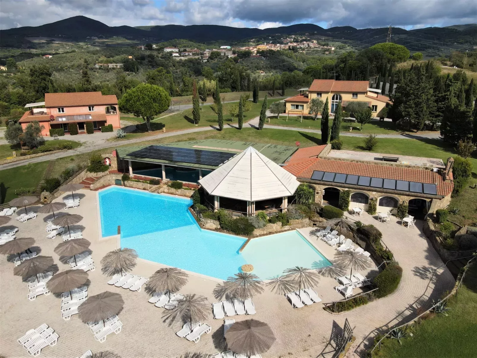 Il Felciaione-Outside