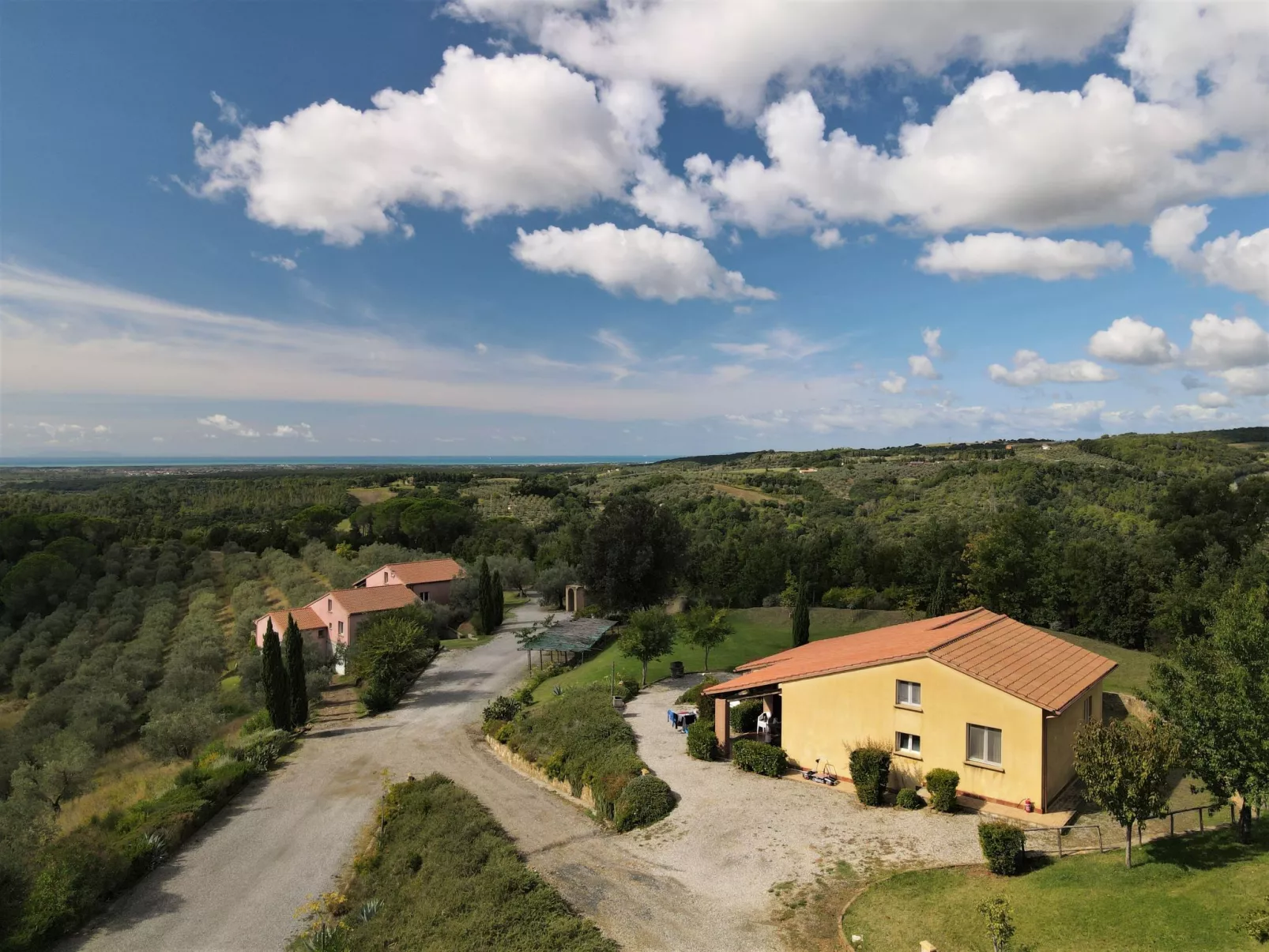 Il Felciaione-Outside