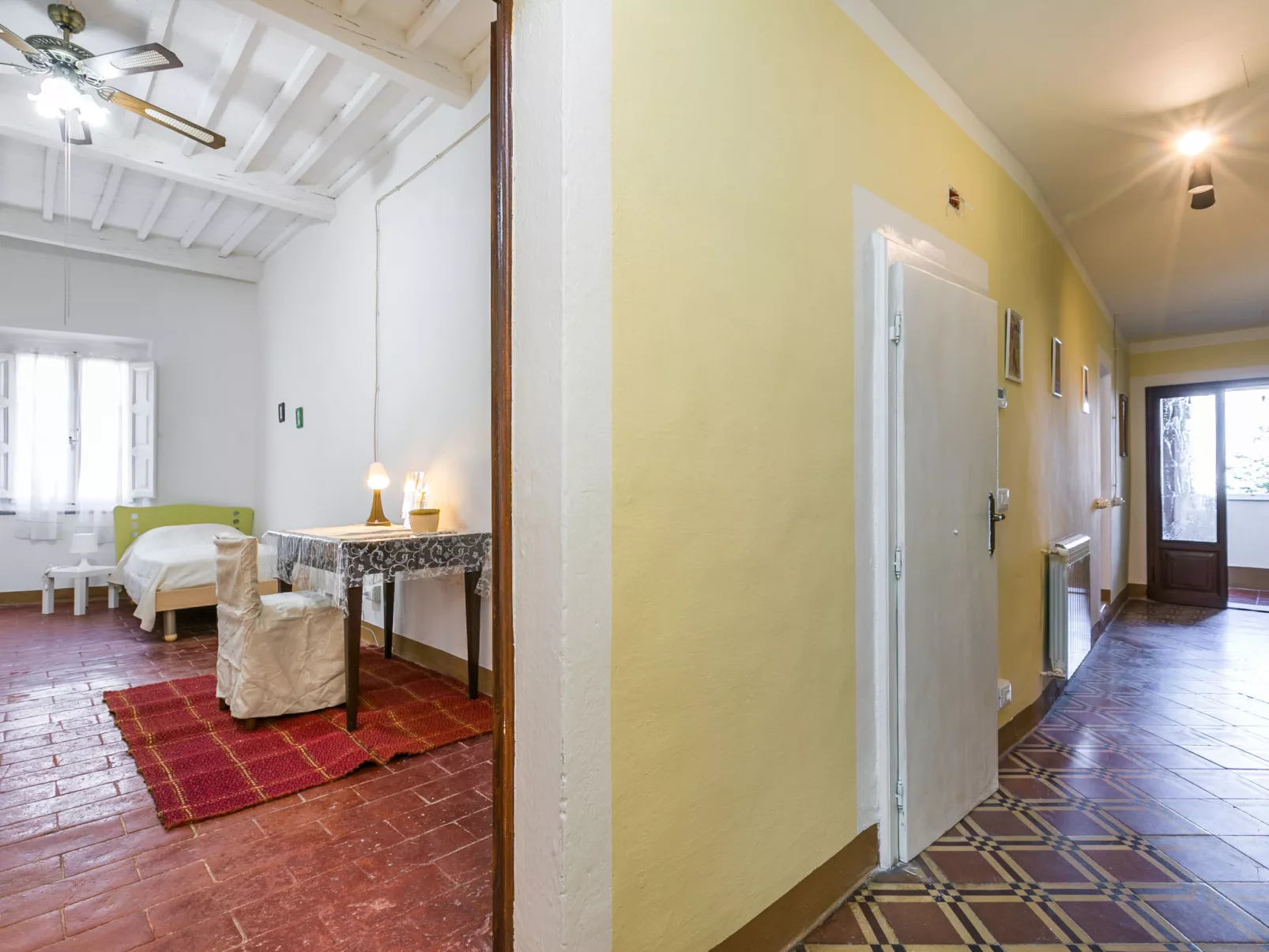 Francesco's pretty house-Inside