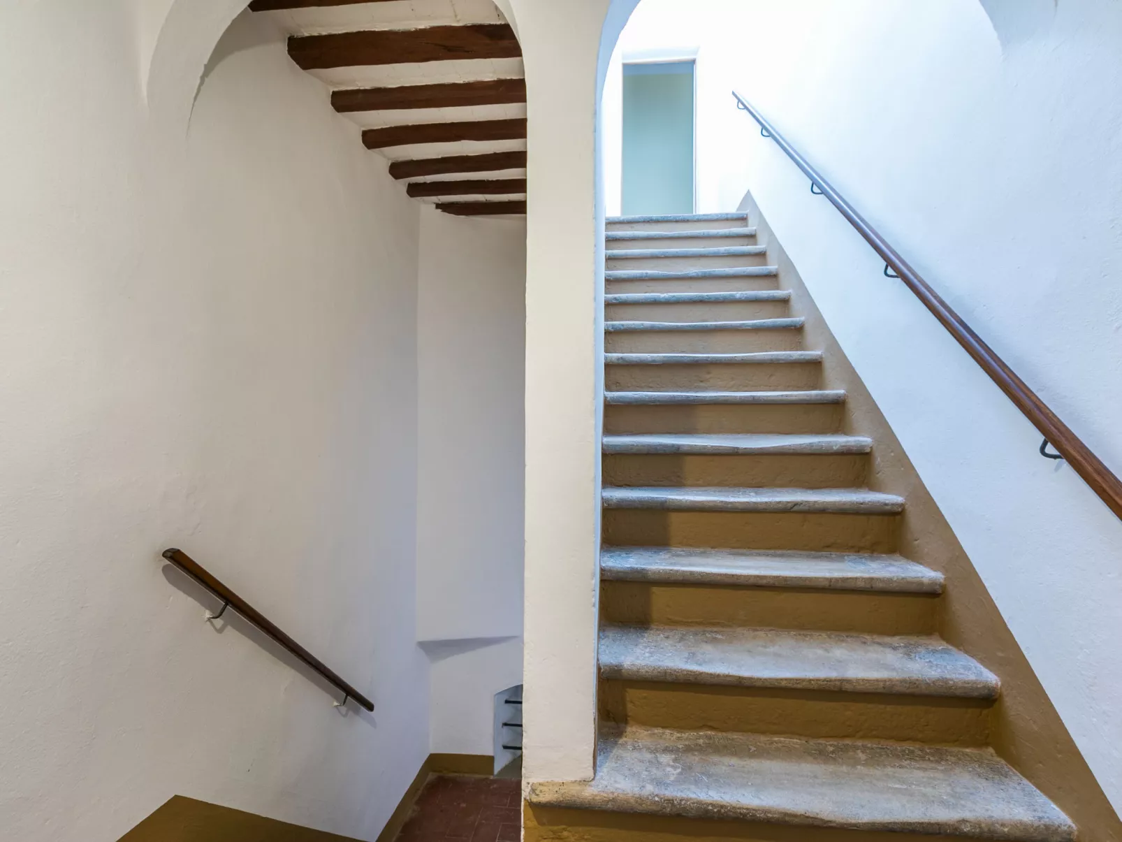 Francesco's pretty house-Inside