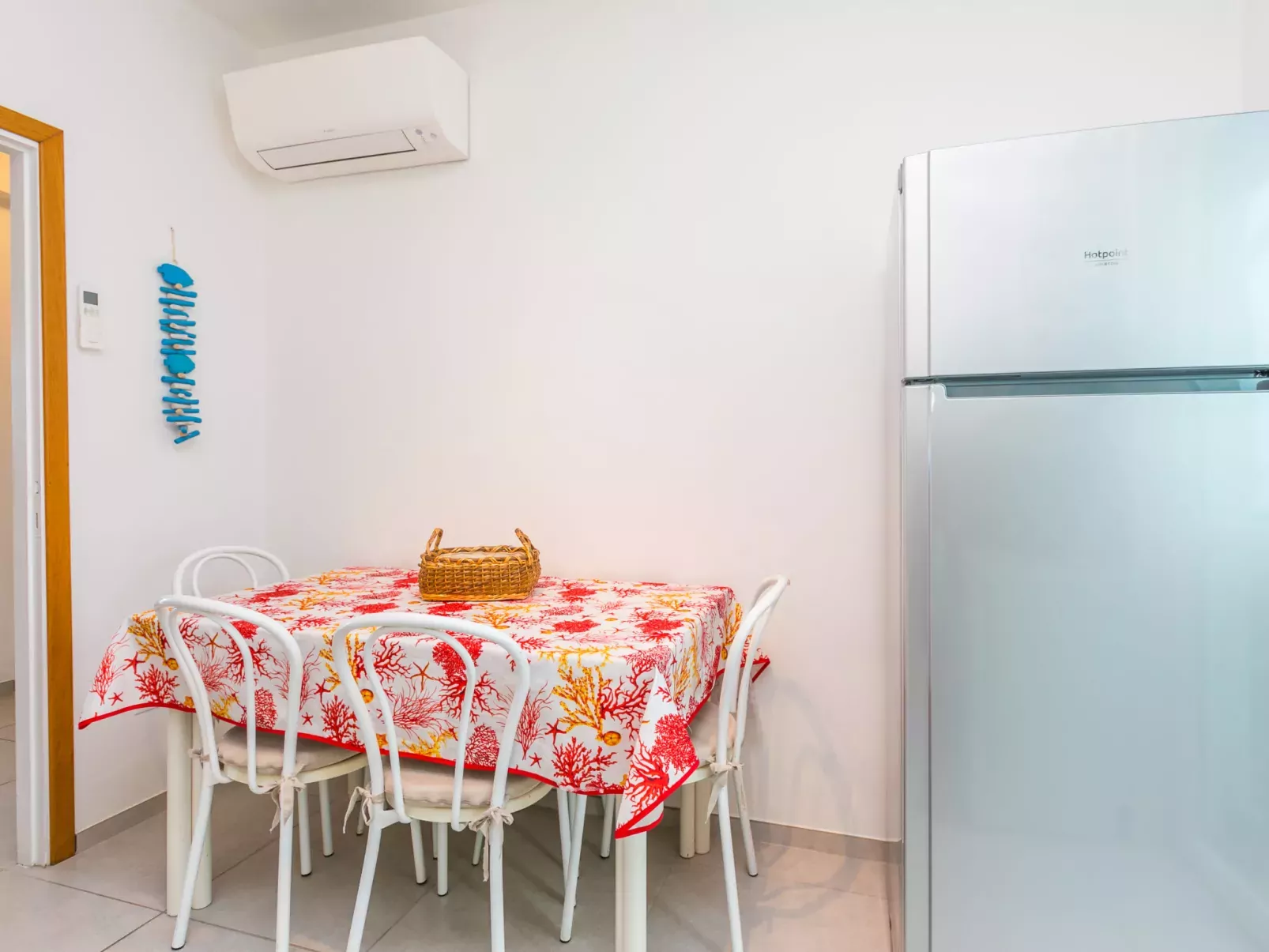 Massimo Beach House-Inside