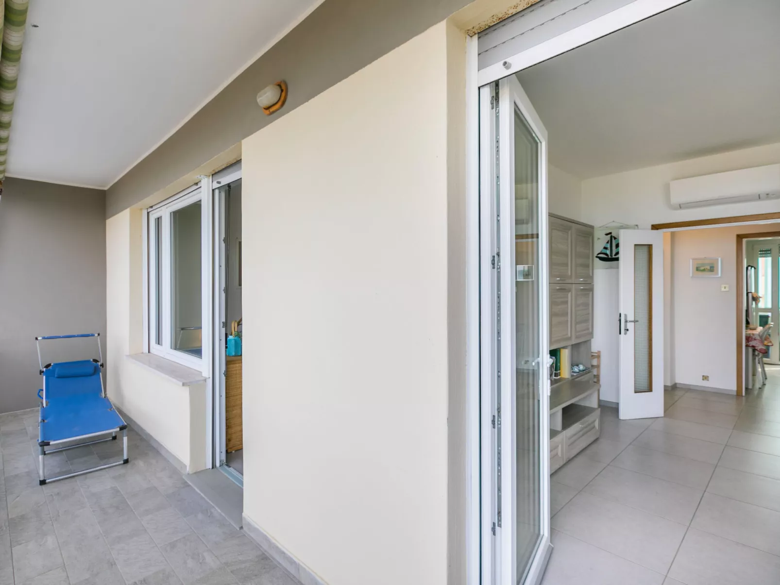 Massimo Beach House-Outside
