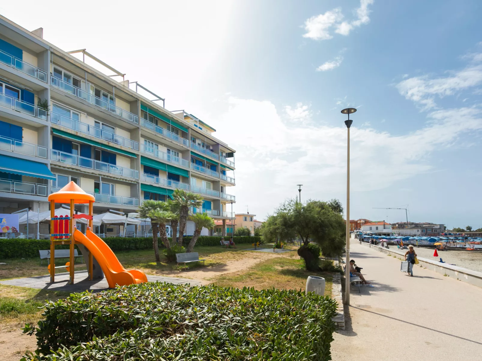 Massimo Beach House-Outside