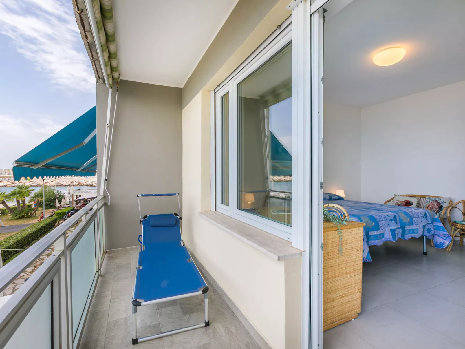 Massimo Beach House-Outside