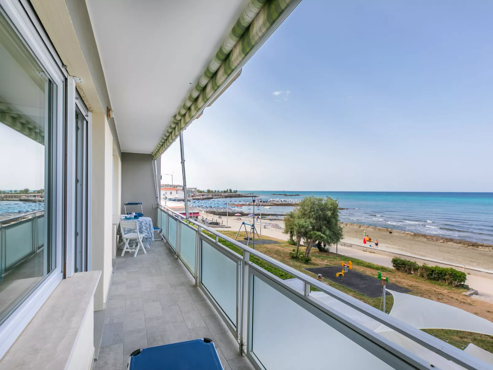 Massimo Beach House-Outside