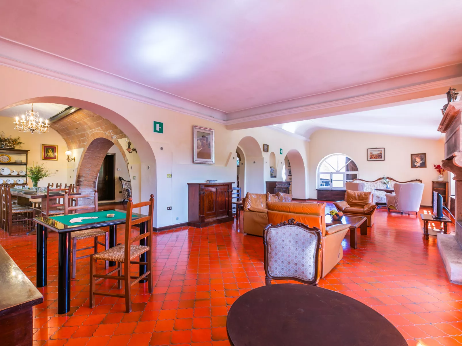 Villa Alari-Dedans