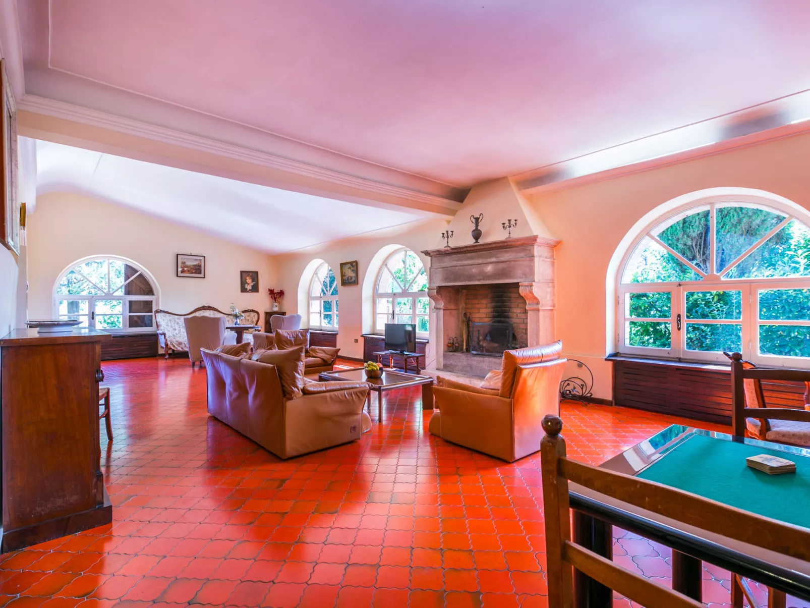 Villa Alari-Dedans
