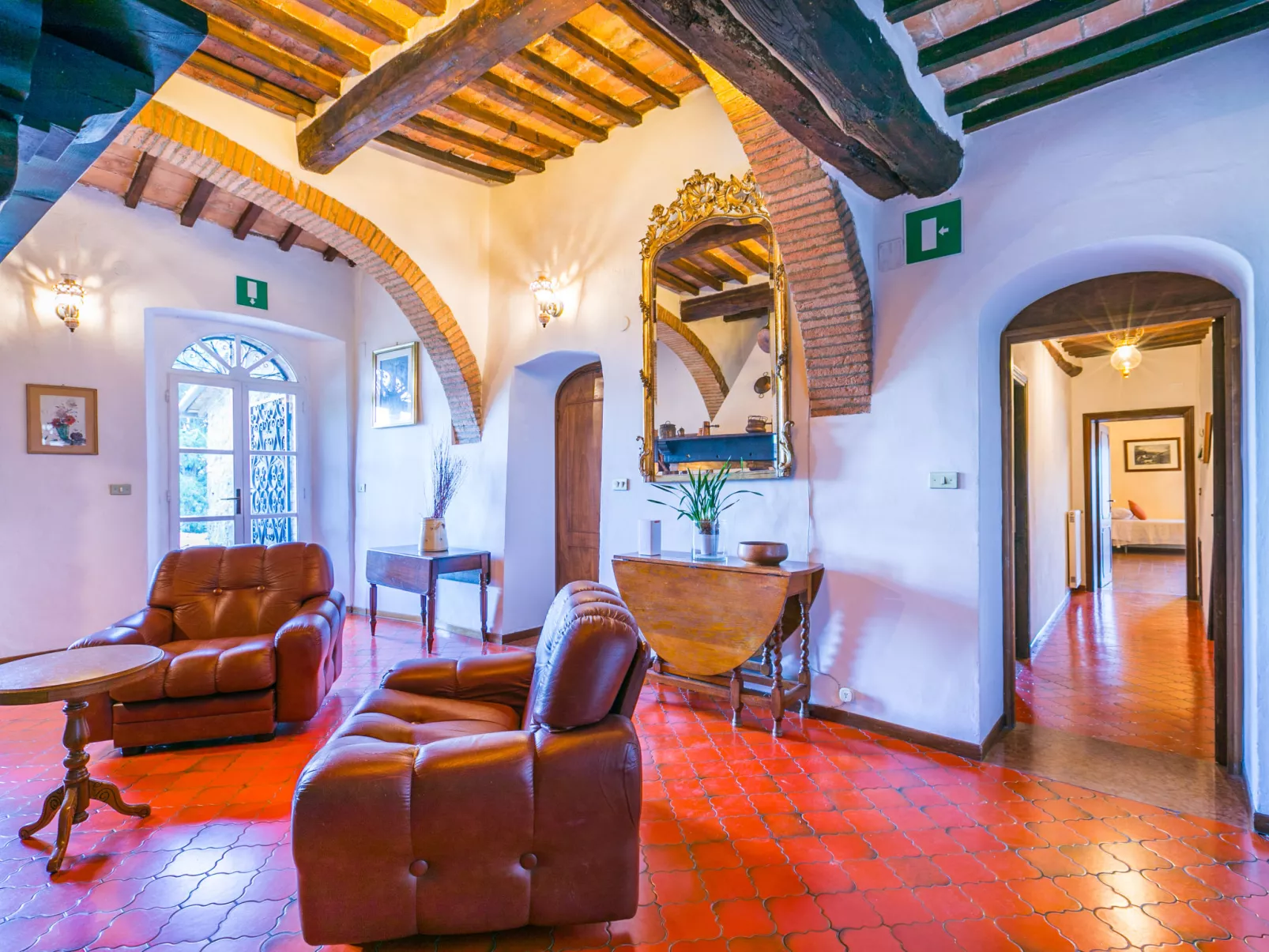 Villa Alari-Dedans