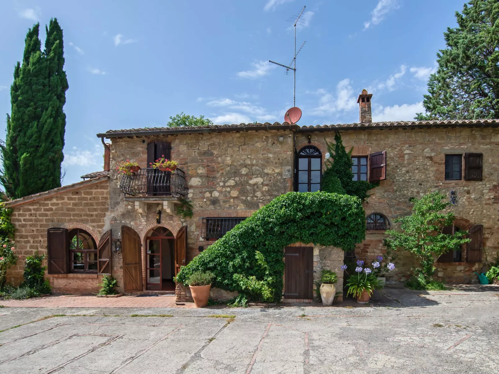 Villa Alari-Dehors