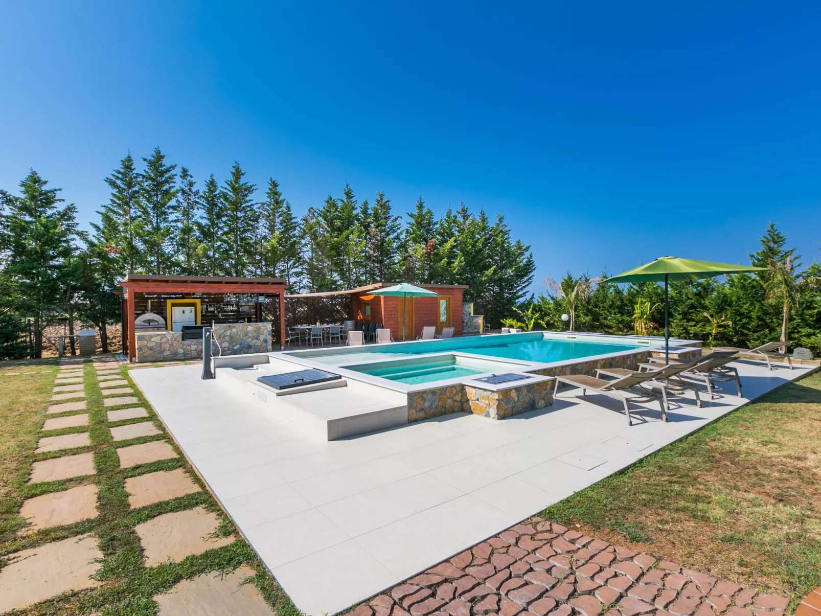 Villa della Duna-Outside