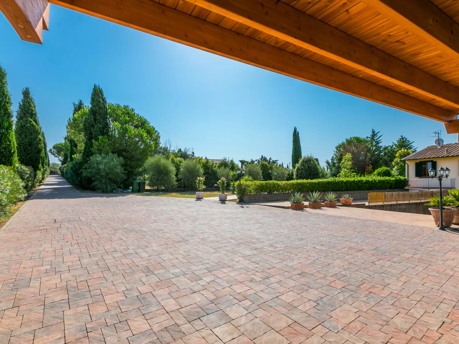 Villa della Duna-Outside