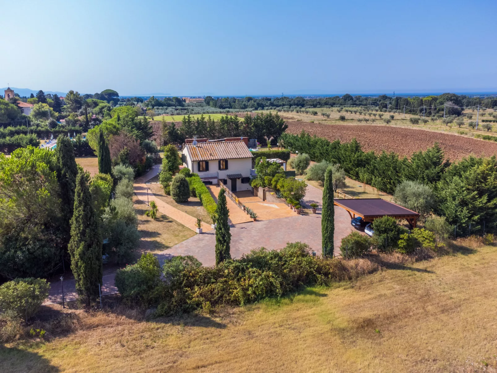 Villa della Duna-Outside