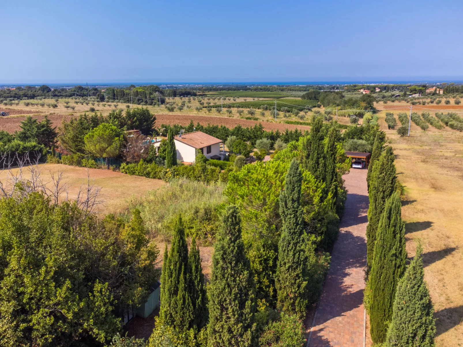 Villa della Duna-Outside