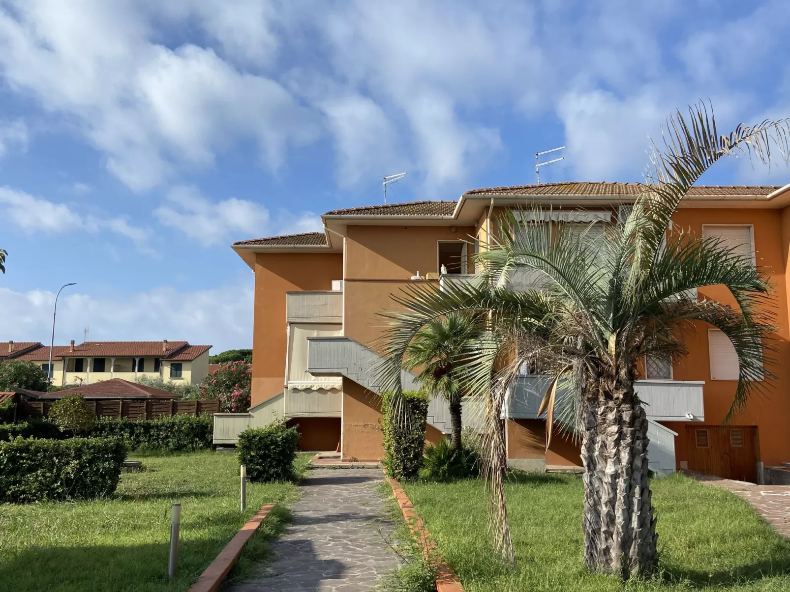 Palazzeta III-Draußen