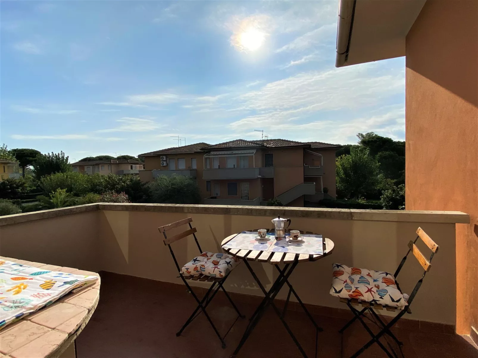 Palazzeta III-Draußen