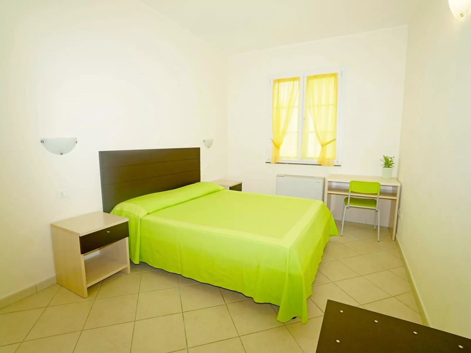 Ponente-Inside