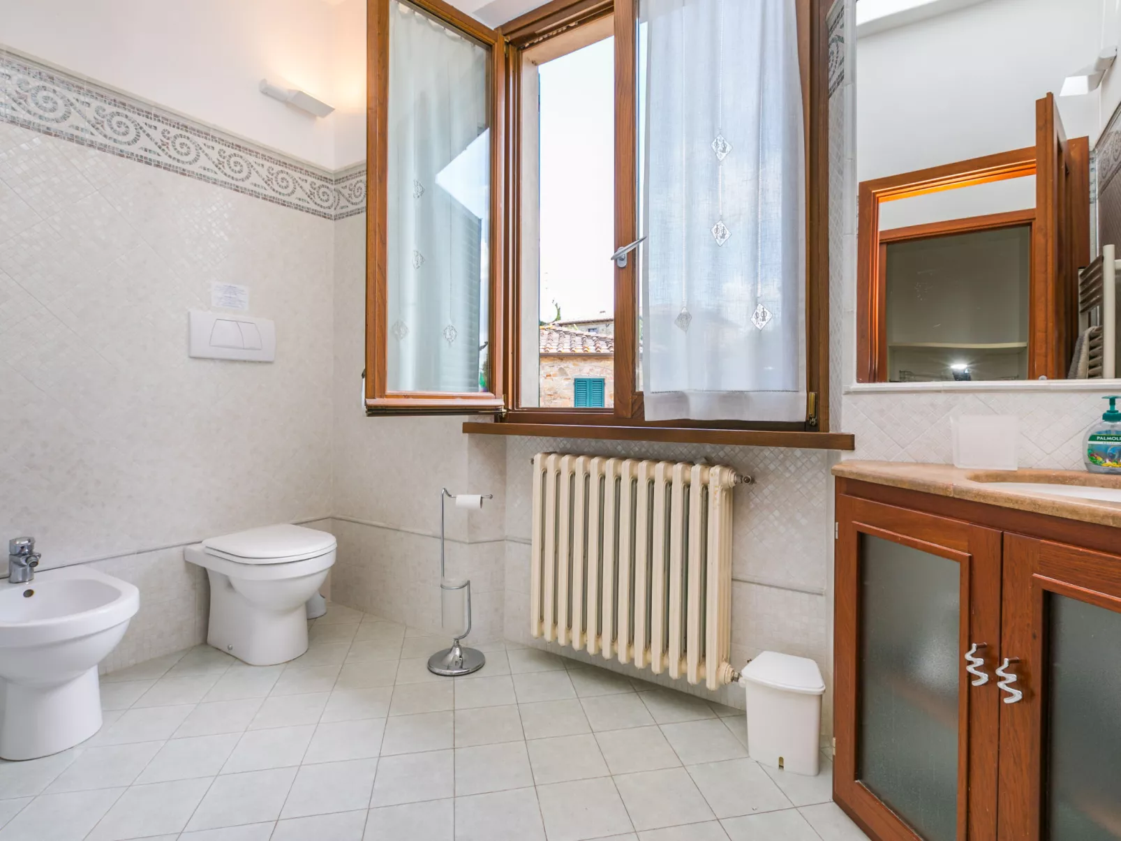 Casa Lensi-Inside