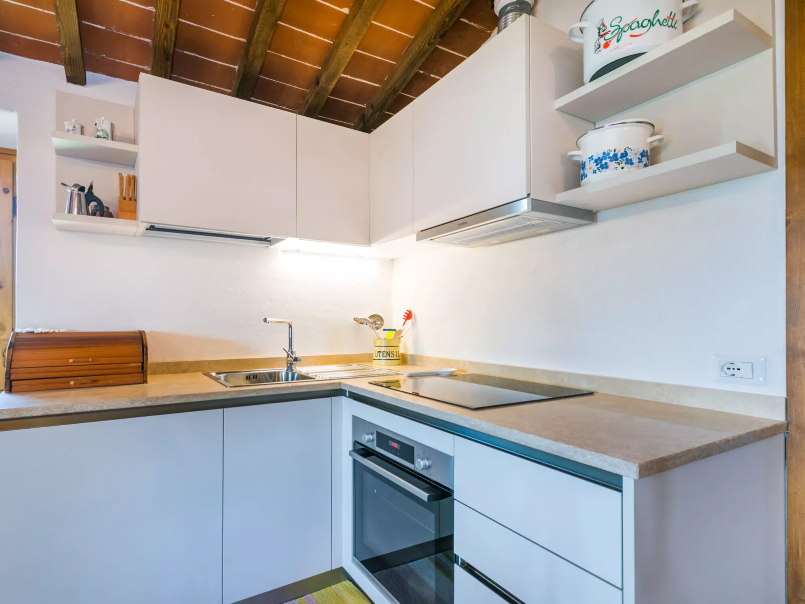 Casa Paolina-Inside
